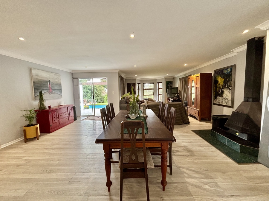 5 Bedroom Property for Sale in Vierlanden Western Cape